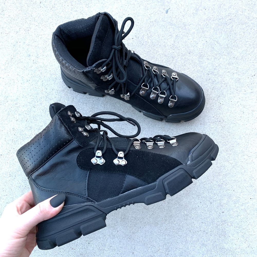 New Black Silver Vegan Leather Lace Up Grunge Ankle Moto Combat Boots